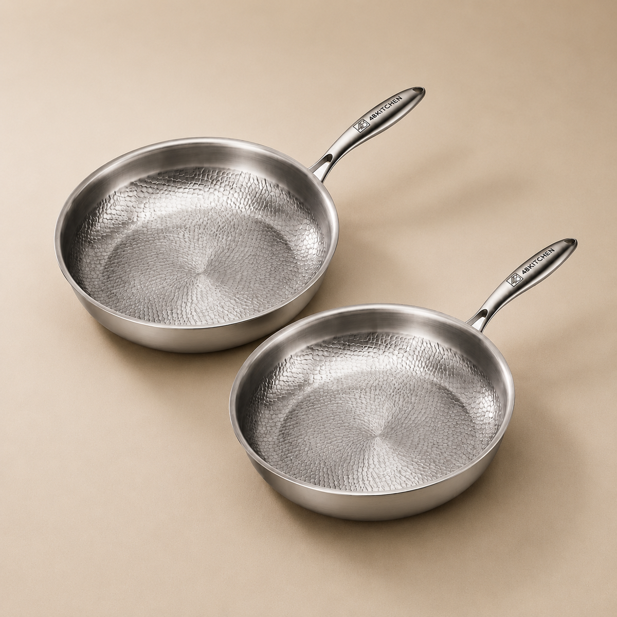 48Kitchen titanium koekenpan set 2-delig met twee gehamerde antiaanbakpannen